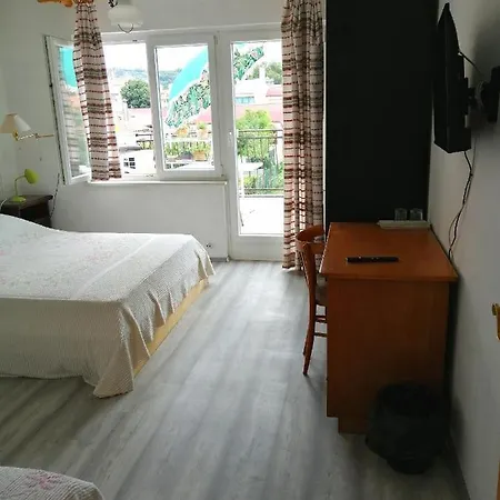 Rooms Izola *