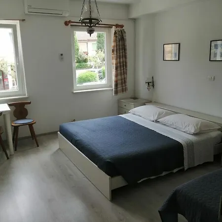 Rooms Izola Pensión