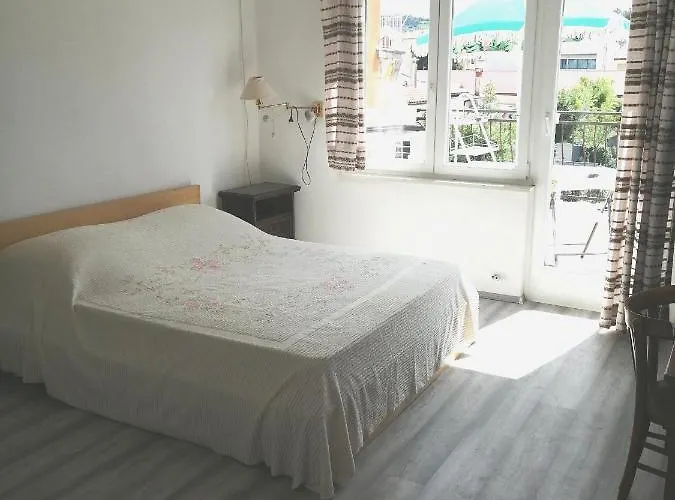 Rooms Izola Affittacamere 3*